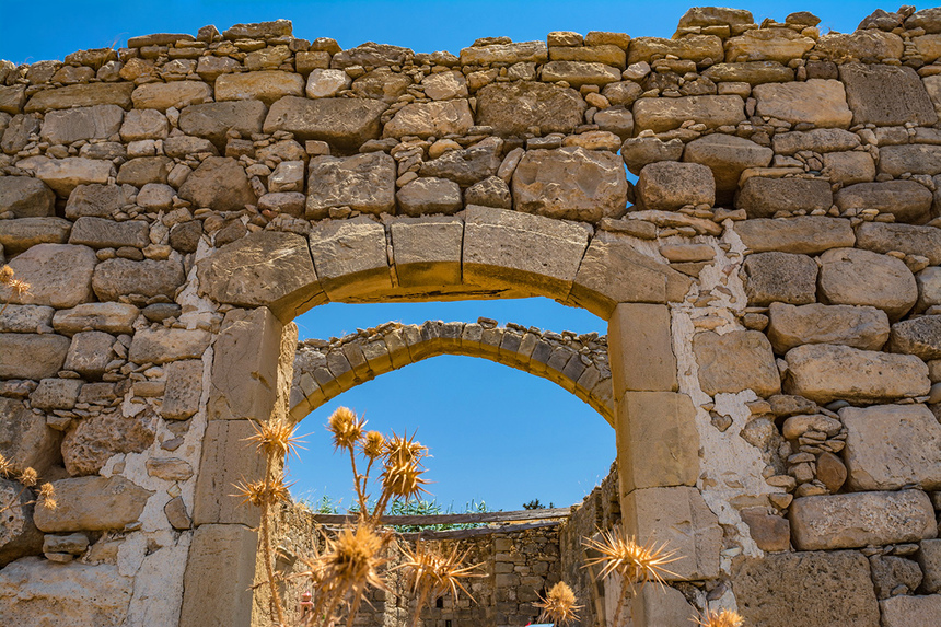 Путешествие в прошлое: старинная часовня Святого Георгия в Анарите: фото 44