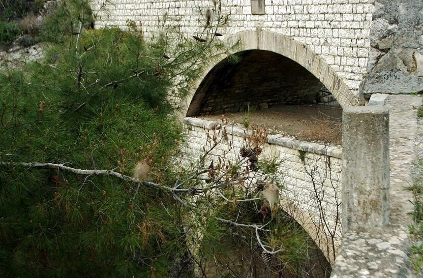 Уникальный двойной мост в Тримиклини : фото 3