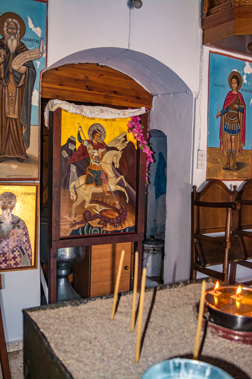 Церковь Святого Георгия в деревне Ахелия на Кипре: фото 57