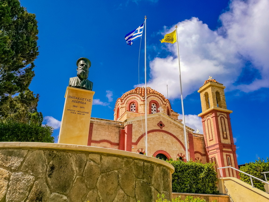 Часовня Святого Георгия в Хлораке и увековечение памяти кипрских бойцов: фото 38