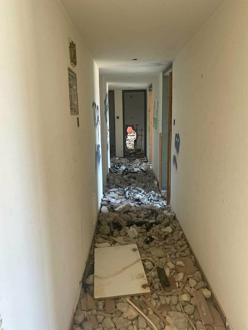 Заброшенное ранчо Аппалуза в Лимассоле: фото 17 Заброшенное ранчо Аппалуза в Лимассоле: фото 17