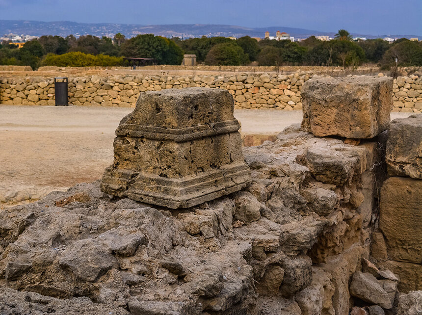 Руины святилища, посвященного богу врачевания Асклепию, в Пафосе: фото 4