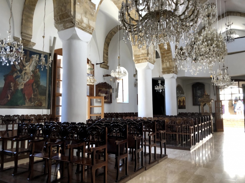 Монастырь Святого Креста - духовный символ и религиозный центр Омодоса: фото 14