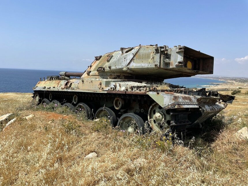 Британский танковый полигон на Кипре под деревней Ксилофагу: фото 10