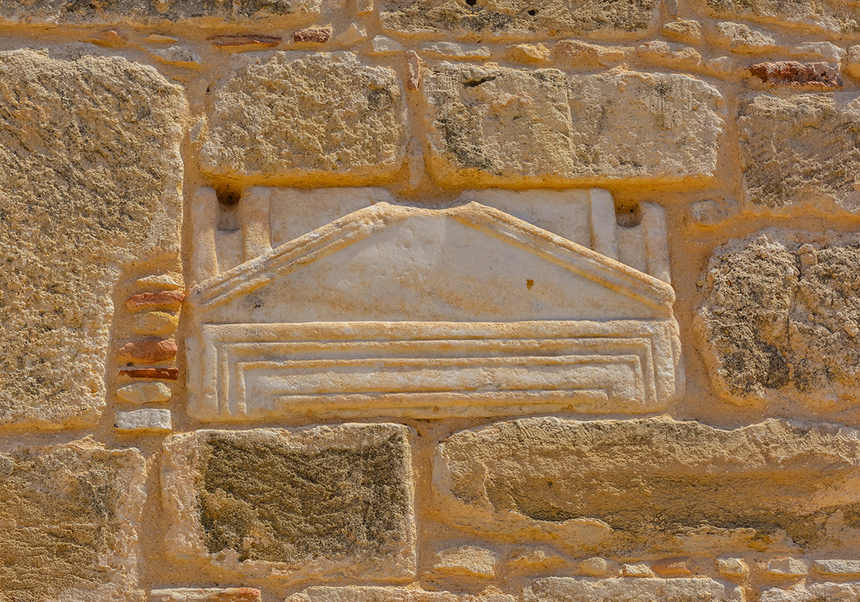 Церковь Панагия Одигитрия, построенная на Кипре из камней, взятых из руин древнего святилища Афродиты: фото 48
