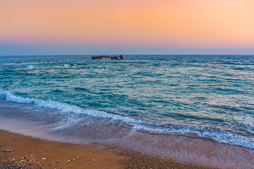 Удивительно красивый пляж в кипрской деревушке Мандрия: фото 9