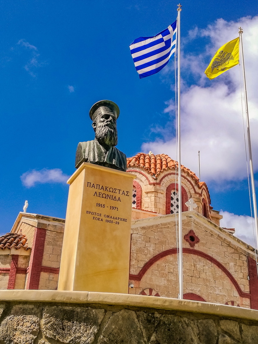 Часовня Святого Георгия в Хлораке и увековечение памяти кипрских бойцов: фото 39