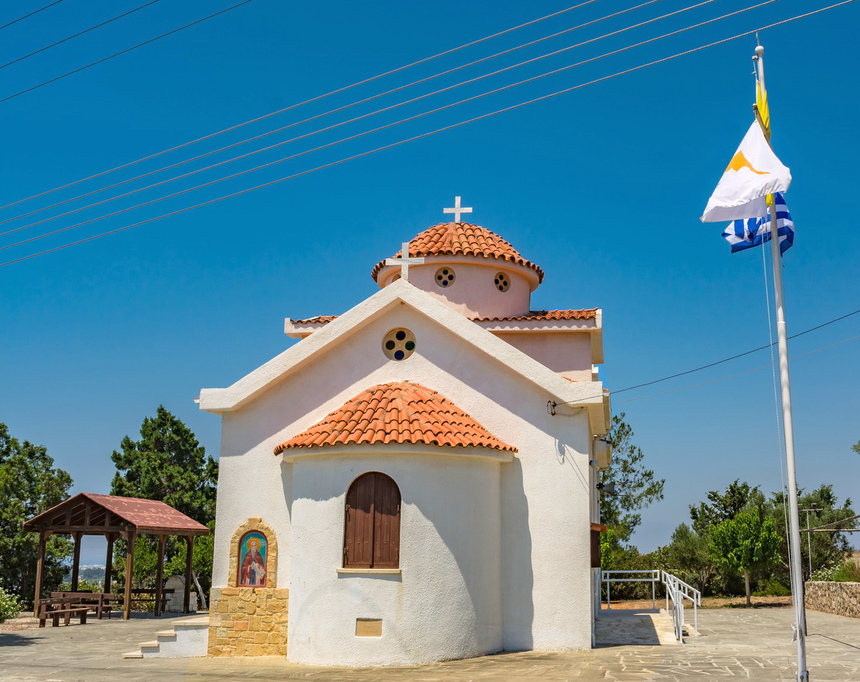 Храм Преподобного Онисифора Кипрского в Анарите: фото 12