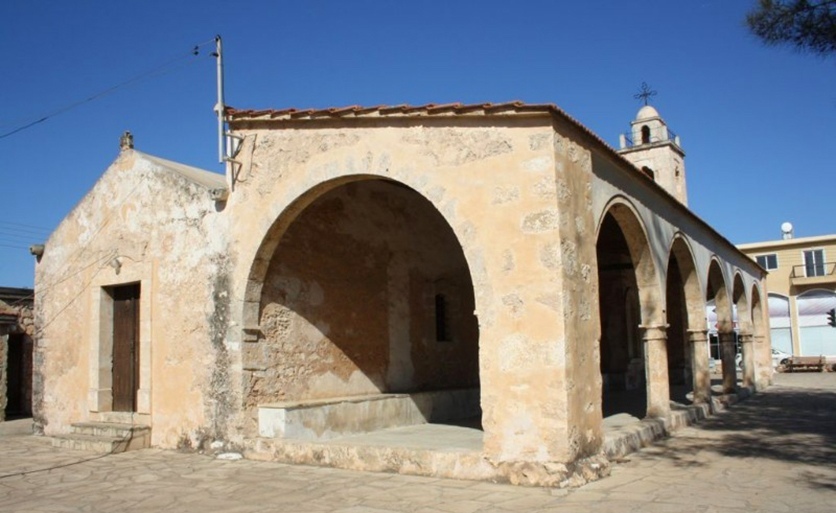 Церковь Пресвятой Богородицы Елеусы (Милостивой) в Лиопетри