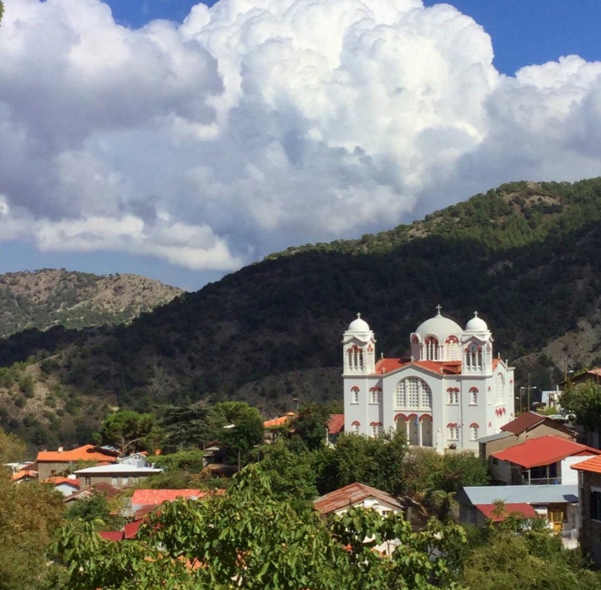 Церковь Святого Креста в деревне Педулас на Кипре