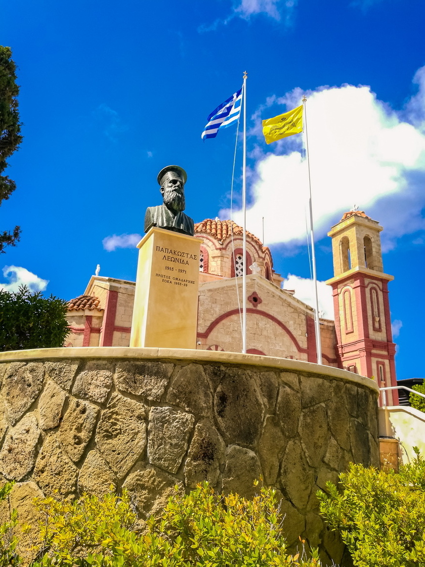 Часовня Святого Георгия в Хлораке и увековечение памяти кипрских бойцов: фото 43