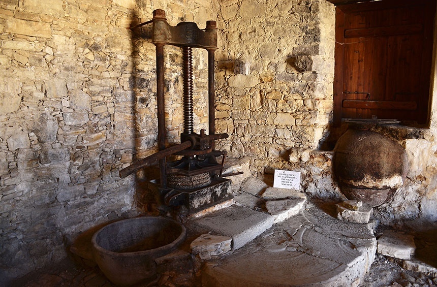 Музей Оливы в деревне Лофу, Кипр