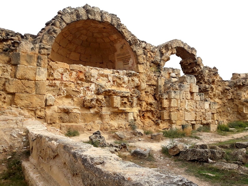 Дивная история саламинских руин: фото 35