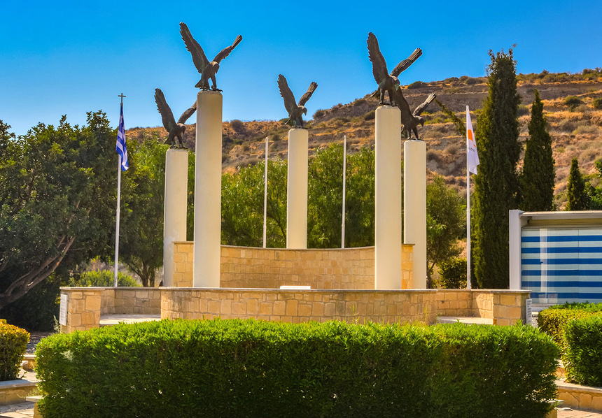 Памятник пяти офицерам Национальной гвардии Кипра: фото 10