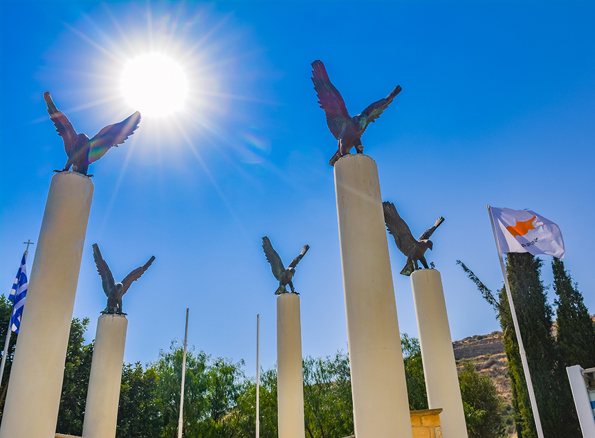 Памятник пяти офицерам Национальной гвардии Кипра: фото 4