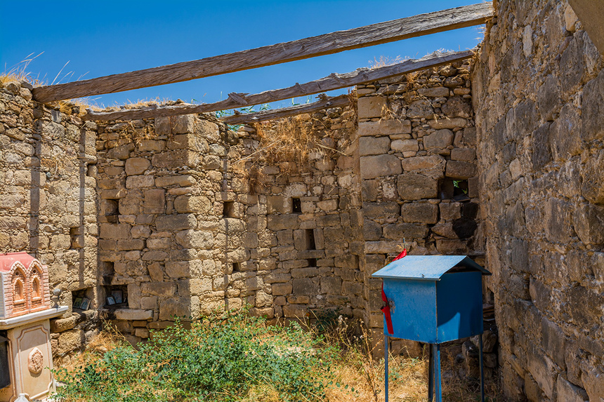 Путешествие в прошлое: старинная часовня Святого Георгия в Анарите: фото 39