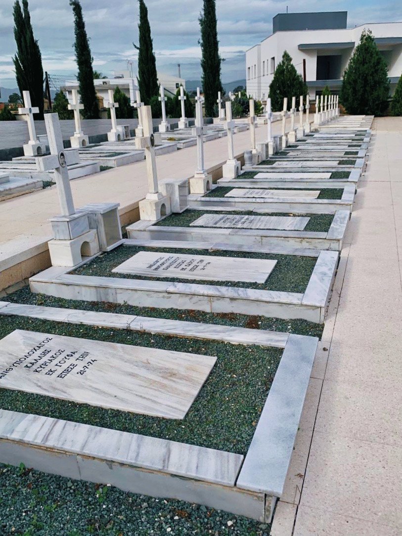 Военное кладбище Македонитиссы — красивый памятник славы и чести воинов Кипра и Греции: фото 5