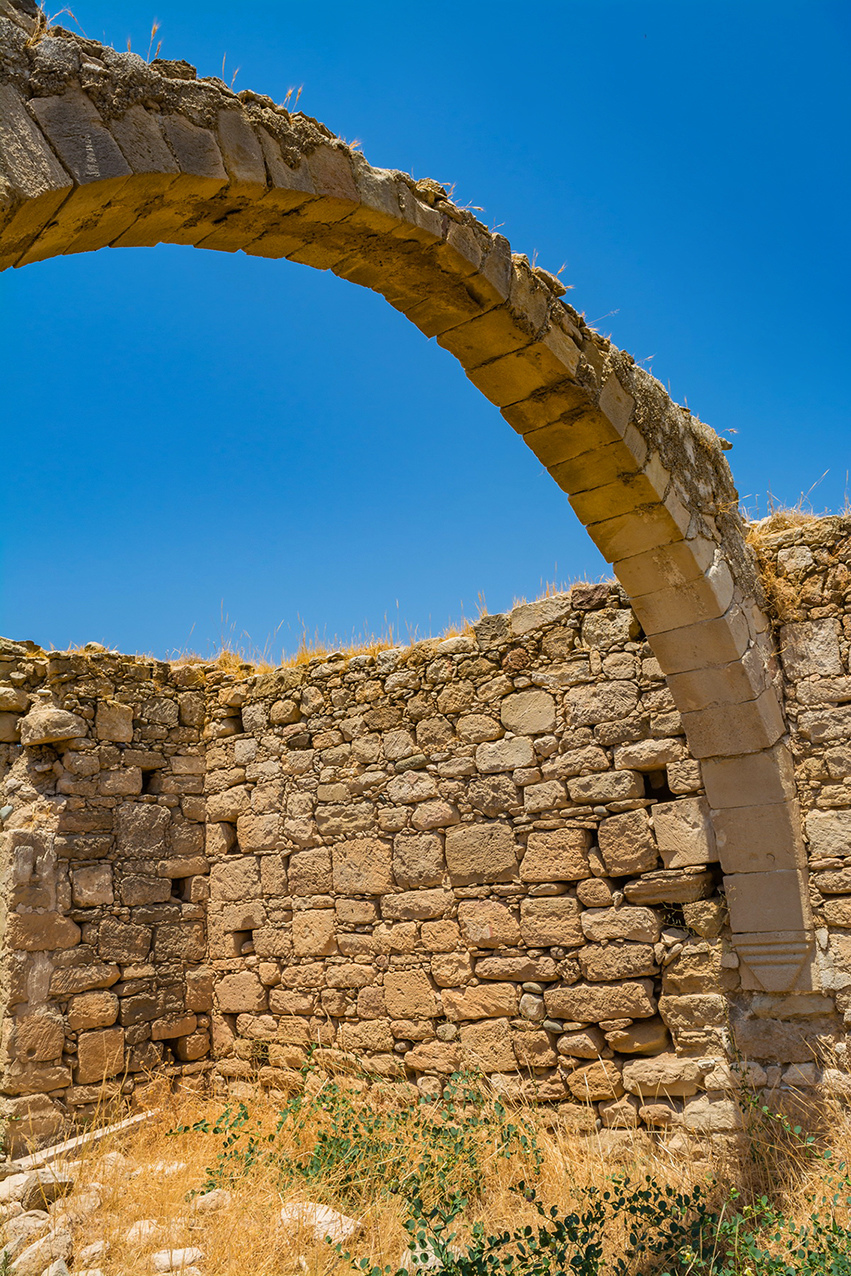 Путешествие в прошлое: старинная часовня Святого Георгия в Анарите: фото 37