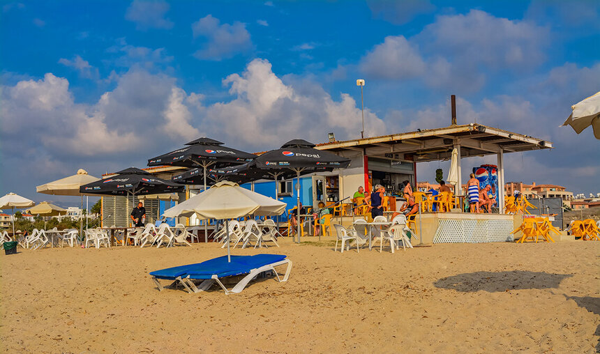 Общественный городской пляж Фарос в Пафосе: фото 14