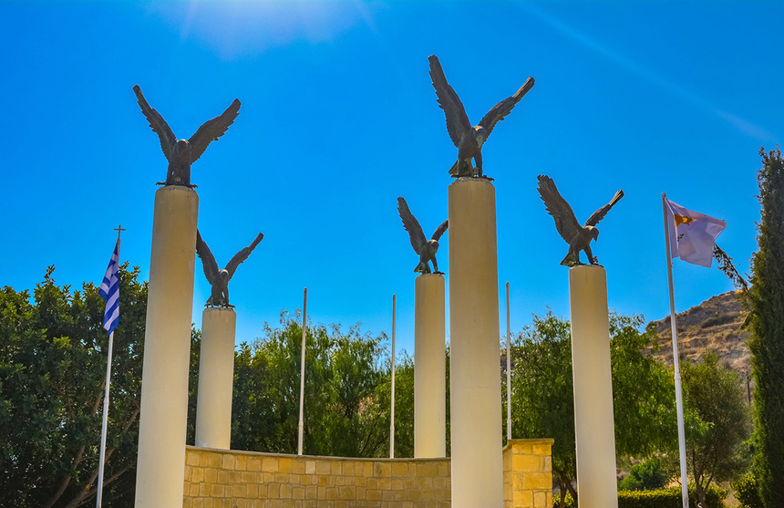 Памятник пяти офицерам Национальной гвардии Кипра: фото 11