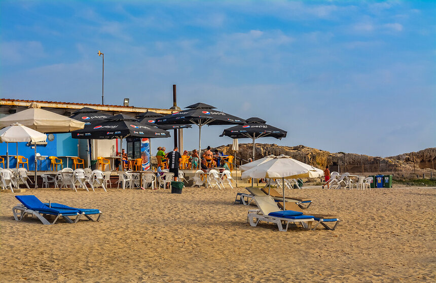 Общественный городской пляж Фарос в Пафосе: фото 13