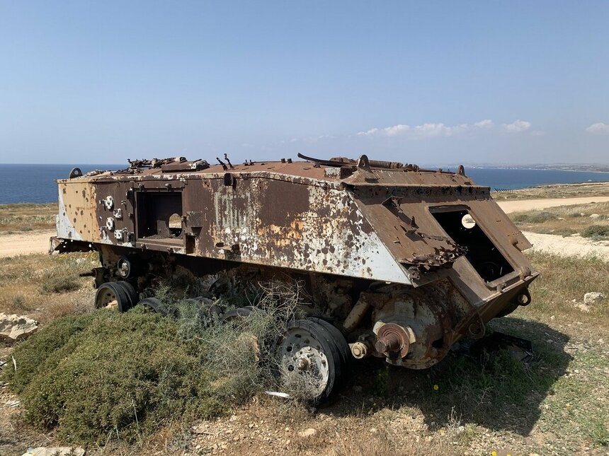 Британский танковый полигон на Кипре под деревней Ксилофагу: фото 3