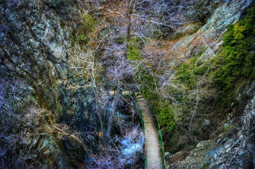 Водопад Милломерис (Waterfall Millomeris, Καταρράκτης Μιλλομέρη): фото 15