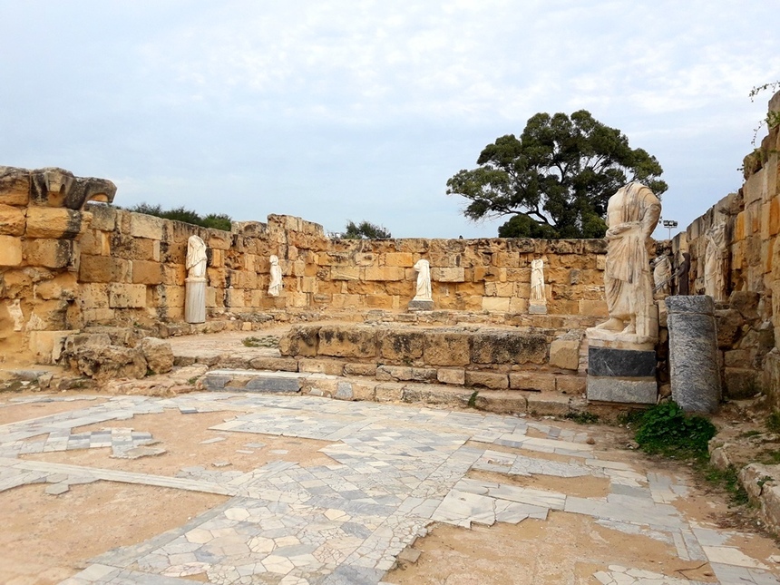 Дивная история саламинских руин: фото 5
