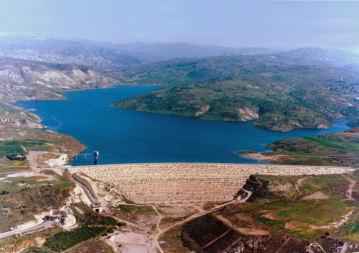 Дамба Аспрокреммос: фото 3 Дамба Аспрокреммос: фото 3