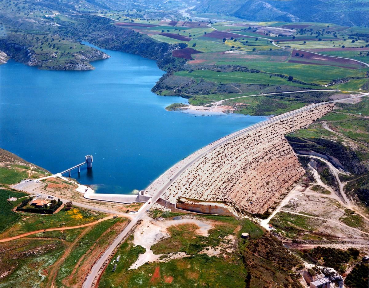 Дамба Аспрокреммос: фото 7 Дамба Аспрокреммос: фото 7