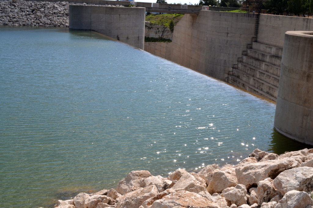 Дамба Аспрокреммос: фото 9 Дамба Аспрокреммос: фото 9